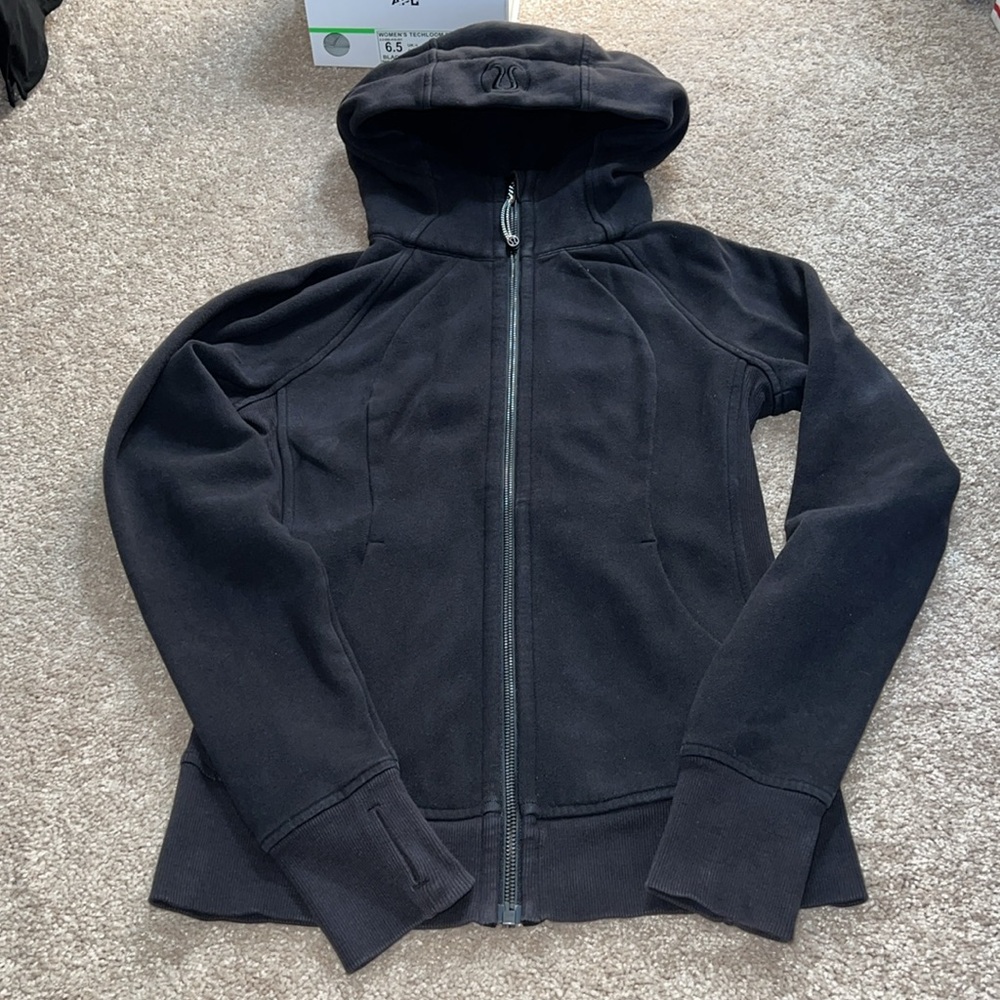 Lululemon Scuba Hoodie - Picture 3 of 6